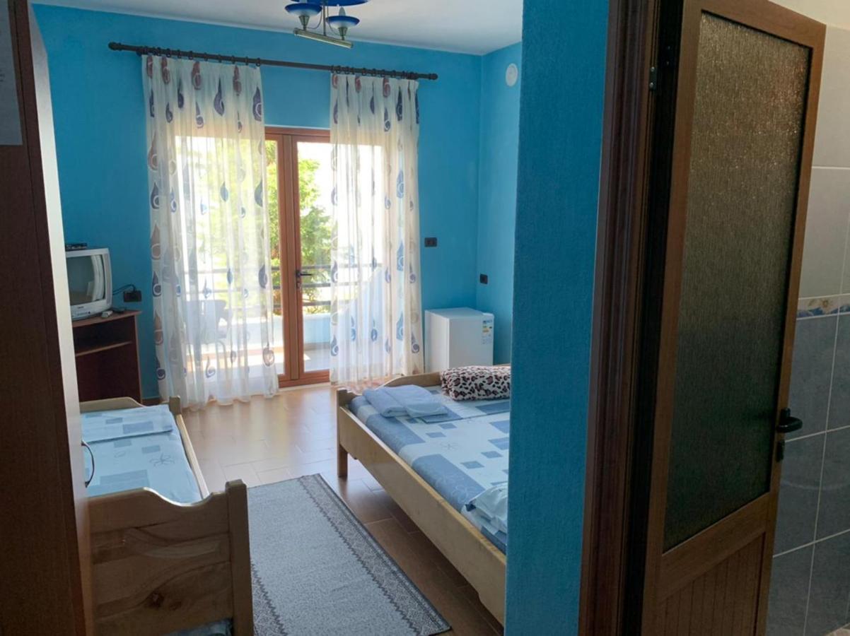 Vila Deni Tushemisht Exteriör bild