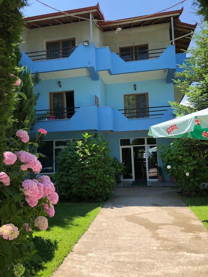 Vila Deni Tushemisht Exteriör bild